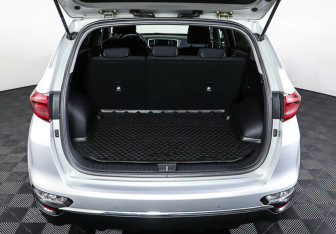 Подержанный автомобиль Kia Sportage 2018 года (16 фото)