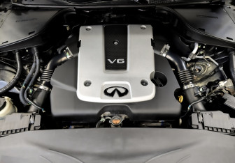 Подержанный автомобиль Infiniti M Sedan 2013 года (9 фото)