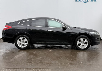 Подержанный автомобиль Honda Crosstour 2012 года (4 фото)