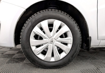 Подержанный автомобиль LADA (ВАЗ) Vesta Sedan 2024 года (18 фото)