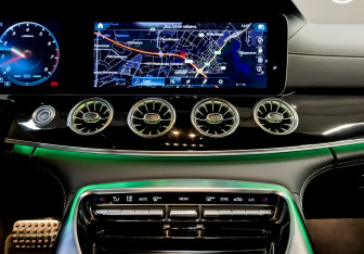 Подержанный автомобиль Mercedes-Benz AMG GT Liftback 2021 года (15 фото)