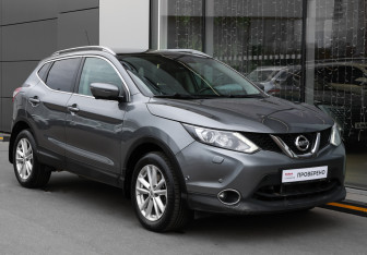 Подержанный автомобиль Nissan Qashqai 2014 года (3 фото)