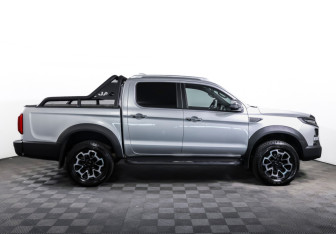 Подержанный автомобиль JAC T9 2025 года (4 фото)