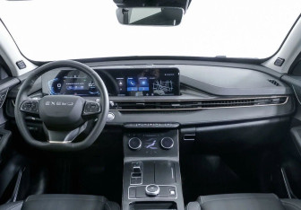 Подержанный автомобиль Exeed LX 2022 года (6 фото)