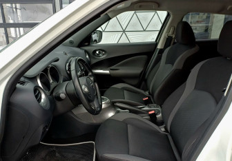 Подержанный автомобиль Nissan Juke 2018 года (20 фото)