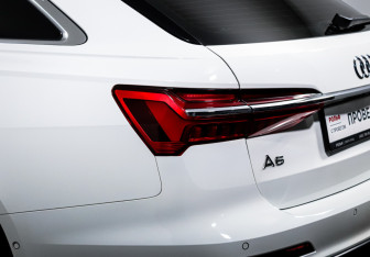 Подержанный автомобиль Audi A6 Wagon 2019 года (16 фото)