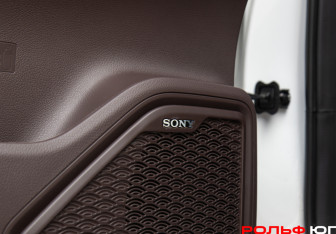 Подержанный автомобиль Chery Tiggo 8 Pro Max 2023 года (25 фото)