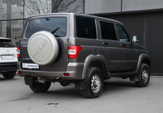 Подержанный автомобиль УАЗ Patriot 2019 года (4 фото)