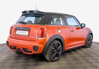 Подержанный автомобиль MINI Hatch 2019 года (5 фото)