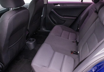 Подержанный автомобиль Volkswagen Jetta Sedan 2014 года (11 фото)