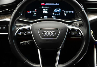 Подержанный автомобиль Audi A6 Sedan 2020 года (10 фото)