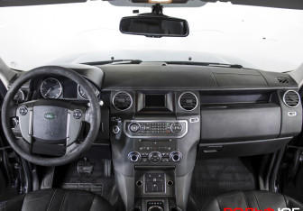 Подержанный автомобиль Land Rover Discovery 2013 года (12 фото)