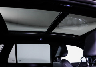 Подержанный автомобиль Geely Monjaro 2023 года (17 фото)