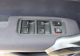 Подержанный автомобиль Honda CR-V 2008 года (11 фото)