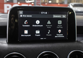 Подержанный автомобиль Kia Stinger 2018 года (19 фото)