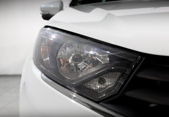 Подержанный автомобиль LADA (ВАЗ) Granta Sedan 2023 года (17 фото)