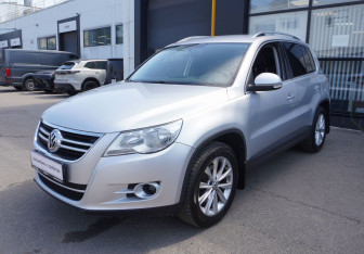 Подержанный автомобиль Volkswagen Tiguan 2010 года (1 фото)