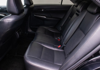 Подержанный автомобиль Toyota Camry Sedan 2016 года (11 фото)