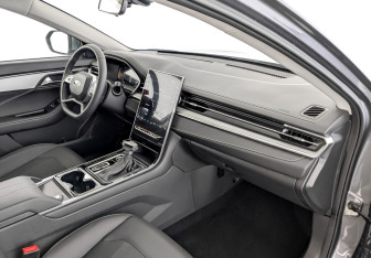 Новый Москвич 6 2025 (11 фото)