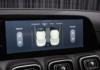 Подержанный автомобиль Jaecoo J8 2024 года (21 фото)