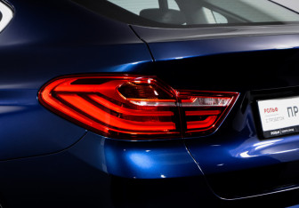 Подержанный автомобиль BMW X4 2016 года (16 фото)