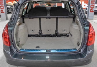 Подержанный автомобиль Peugeot 308 Wagon 2008 года (10 фото)