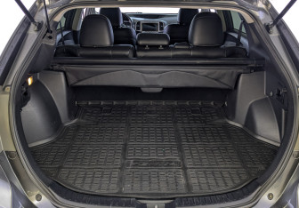 Подержанный автомобиль Toyota Venza 2013 года (9 фото)