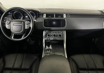 Подержанный автомобиль Land Rover Range Rover Sport 2016 года (12 фото)