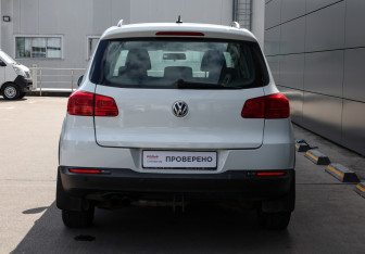 Подержанный автомобиль Volkswagen Tiguan 2015 года (6 фото)