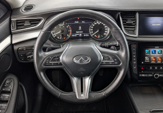 Подержанный автомобиль Infiniti QX50 2021 года (22 фото)