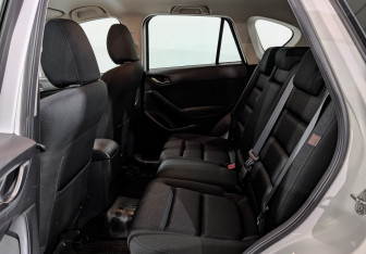 Подержанный автомобиль Mazda CX-5 2014 года (18 фото)
