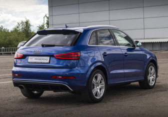Подержанный автомобиль Audi RS Q3 2014 года (5 фото)