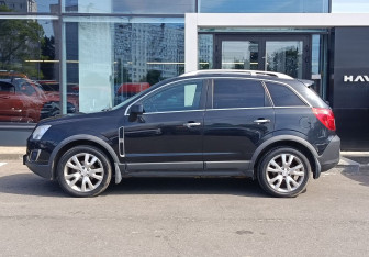 Подержанный автомобиль Opel Antara 2012 года (8 фото)