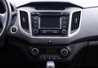 Подержанный автомобиль Hyundai Creta 2018 года (14 фото)