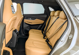 Подержанный автомобиль Evolute i-SKY 2024 года (12 фото)