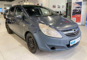Подержанный автомобиль Opel Corsa 2008 года (3 фото)