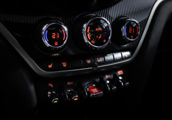 Подержанный автомобиль MINI Countryman 2021 года (19 фото)