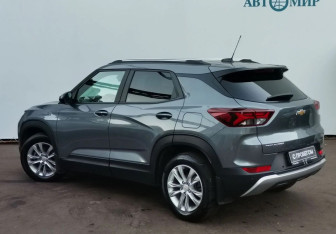 Подержанный автомобиль Chevrolet TrailBlazer 2021 года (7 фото)