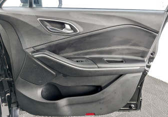 Подержанный автомобиль Москвич 3 2023 года (23 фото)