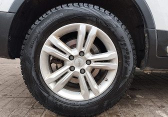 Подержанный автомобиль Geely Atlas 2018 года (13 фото)