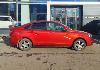 Подержанный автомобиль LADA (ВАЗ) Vesta Sedan 2017 года (4 фото)