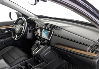 Подержанный автомобиль Honda CR-V 2021 года (13 фото)