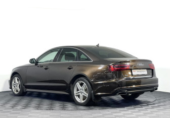 Подержанный автомобиль Audi A6 Sedan 2017 года (7 фото)