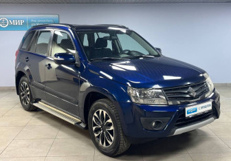 Подержанный автомобиль Suzuki Grand Vitara 2014 года (3 фото)