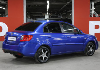 Подержанный автомобиль Kia Rio Sedan 2010 года (5 фото)