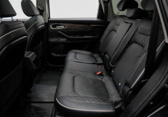 Подержанный автомобиль Exeed VX 2023 года (19 фото)