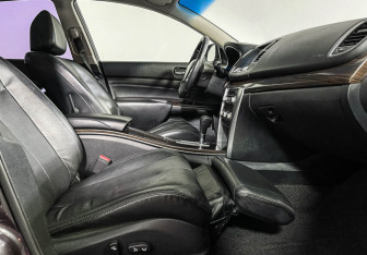 Подержанный автомобиль Nissan Teana 2012 года (20 фото)