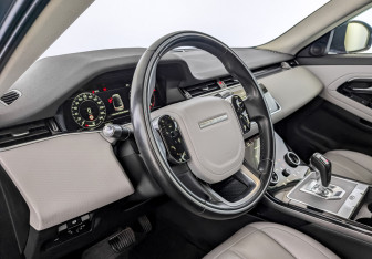 Подержанный автомобиль Land Rover Range Rover Evoque 2019 года (16 фото)
