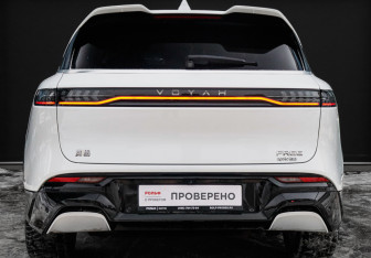 Подержанный автомобиль Voyah Free 2023 года (6 фото)