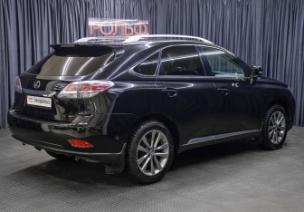 Подержанный автомобиль Lexus RX 2014 года (5 фото)